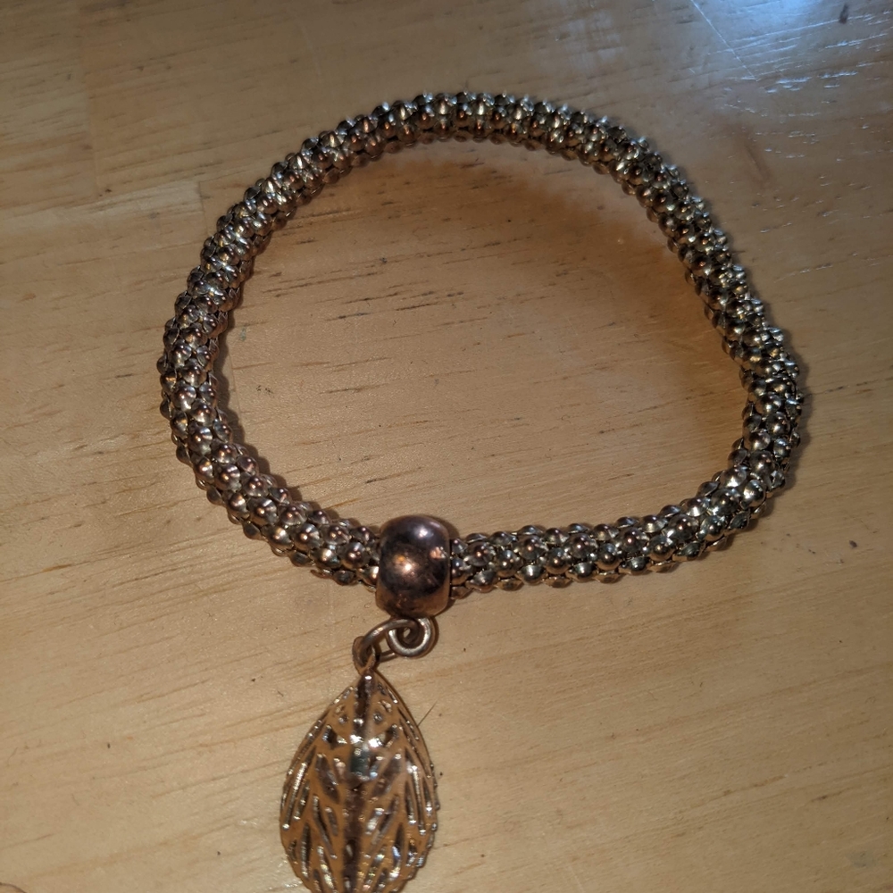 More - Picture 3 of 16